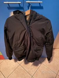 Giubbotto canada goose