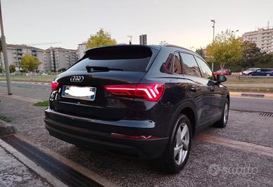 Audi  Q3  2020  S tronic 