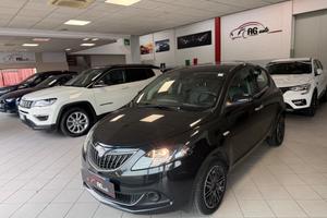 Lancia Ypsilon 1.0 FireFly 5 porte S&S Hybrid Silv
