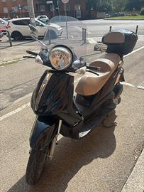 Piaggio Beverly Tourer 125 - 2009