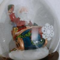 Palla di vetro a goccia con Babbo Natale
