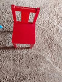 sedia bambini in legno rossa 