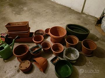 vasi di varie misure 