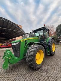 TRATTRORE USATO MARCA JOHN DEERE MODELLO 8370R