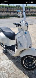 Vespa gts 300