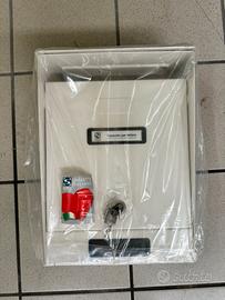 Cassetta postale nuova