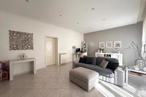 3 LOCALI A TORRE DEL GRECO