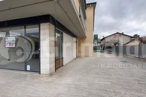 Negozio Bastia Umbra [GRIMAFF961ACG]