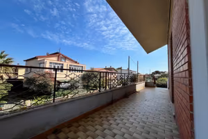 Appartamento autonomo in villa c/giardino di propr