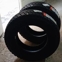 gomme invernali nuove petlas  215/70/15 