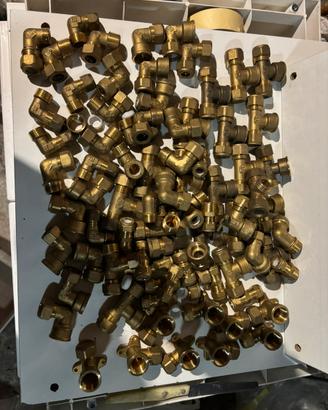 Raccordi t e curve 95 pezzi