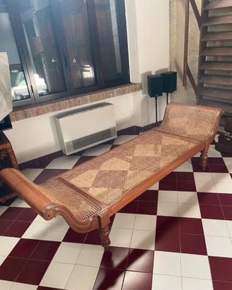 Letto coloniale in legno e rattan