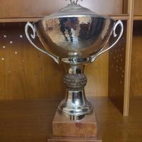 Trofeo da 50 cm con coperchio