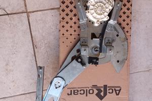 Alzavetro alfa romeo