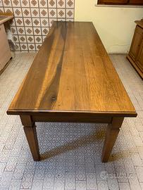 Tavolo in legno massello