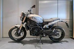 Benelli Leoncino 800 TRAIL
