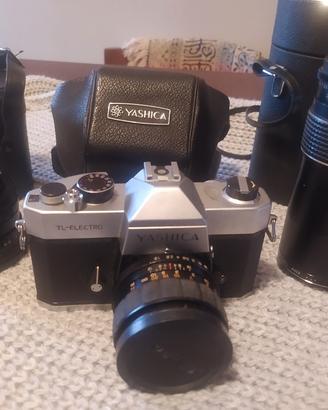 yashica reflex