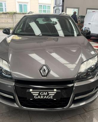 RENAULT Laguna 2.0 dCi 150CV S&S SporTour Limite