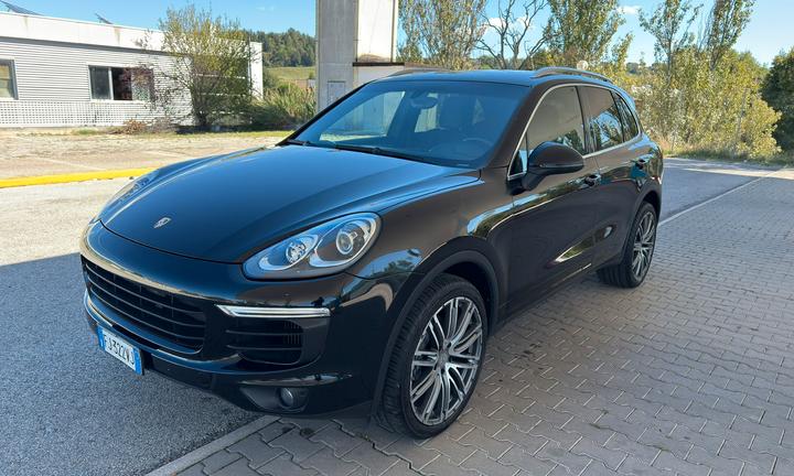 Porsche cayenne 3.0 V6 2016