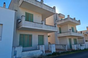 Villetta duplex vista mare a 5 km da Torre San Gio