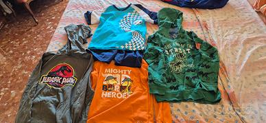Lotto abbigliamento bambino 8-10 anni