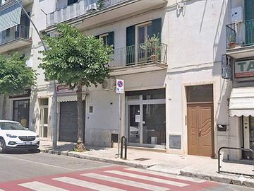 Immobile di 60 m² con 1 locale a Noci