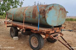 Rimorchio agricolo e cisterna acqua (non potabile)