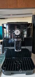 De'Longhi Magnifica S  (ECAM 11.112.B)