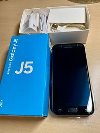 SAMSUNG GALAXY J5 16 GB