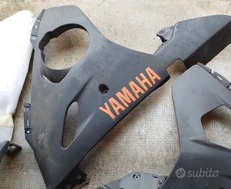 Fianchetto SX  puntale r6 dal 2003 al 2005