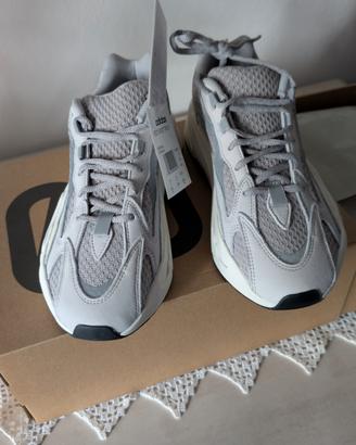 Yeezy Boost 700