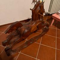 Cavallo a dondolo legno