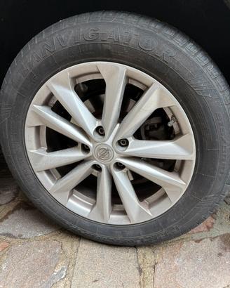 4 Cerchi Nissan Qashqai 17” con gomme estive