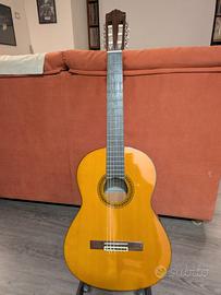 Chitarra Classica Yamaha CG - 120A , anni 90.