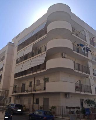 Appartamento di 80 m² con 3 locali e box auto a No