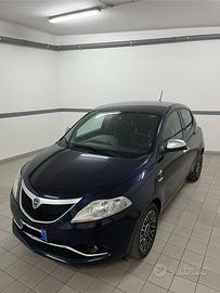 Lancia Ypsilon 1.3 mjt 95 cv mya