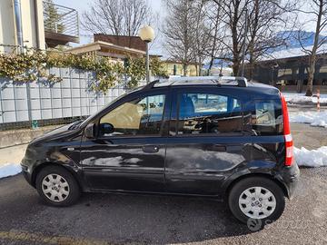 Fiat Panda 1.2 benzina nera
