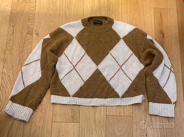 maglione marrone chiare e bianco