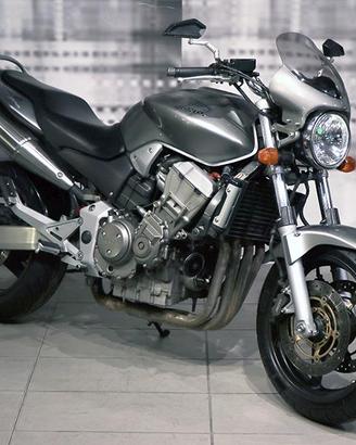Honda Hornet 900