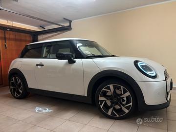 Mini cooper C new model