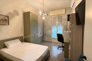 Zona centro - due stanze singole nuove