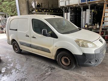 RICAMBI Peugeot Partner 1.6 66.2kW 90Cv 9HX 2009