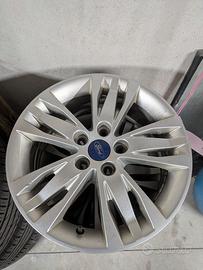 Cerchi in lega R16 Ford