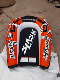 Gioco canottino da traino