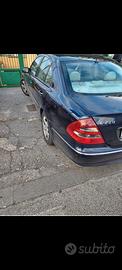 Auto Mercedes classe E 220 cdi