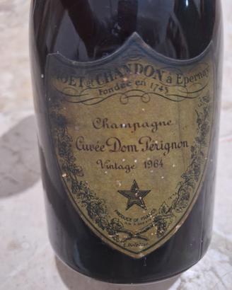 Champagne Cuvée Dom Pérignon Vintage 1964 Moët & C