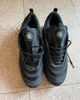 Snaker, total black, size 45