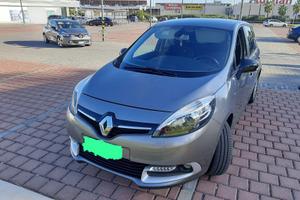 RENAULT SCENIC XMOD con soli 38.000 Km REALI!!