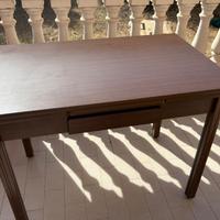 Tavolo estensibile