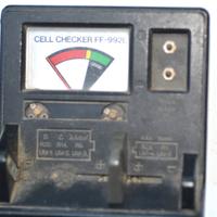 Strumento per provare la carica di tutte le batter